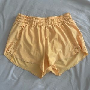 Athleta Hustle 3” Shorts in Acapulco Orange